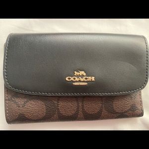 Coach wallet